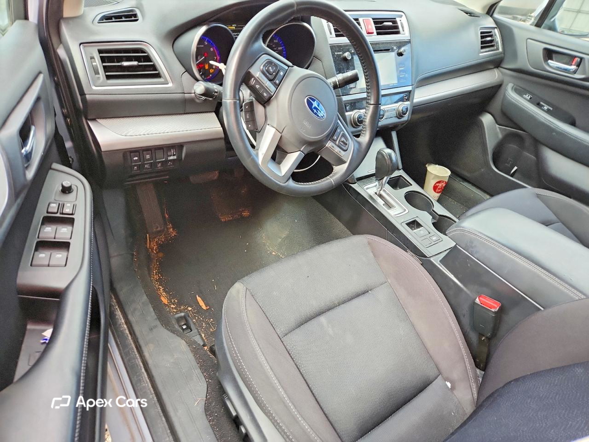 Subaru Legacy 2016