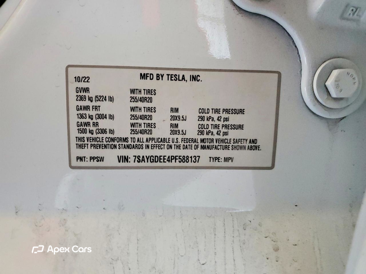 Tesla Model Y 2023