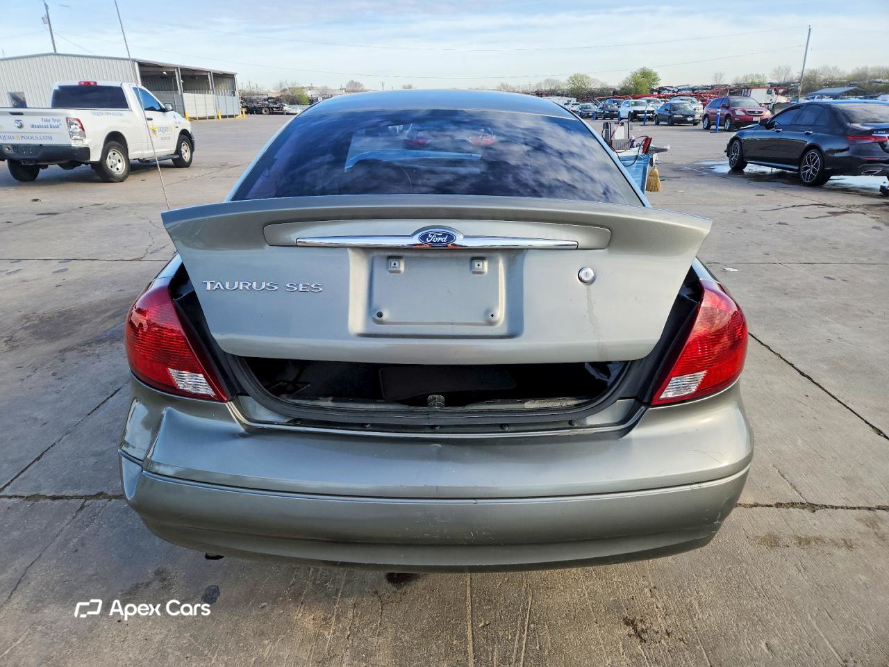 Ford Taurus 2002