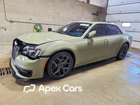 Chrysler 300 2022 - Image 1 of 12