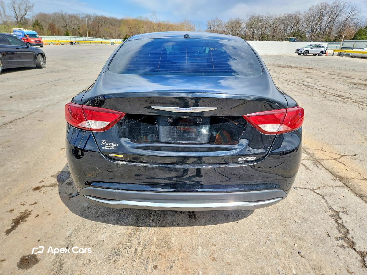 Chrysler 200 2015