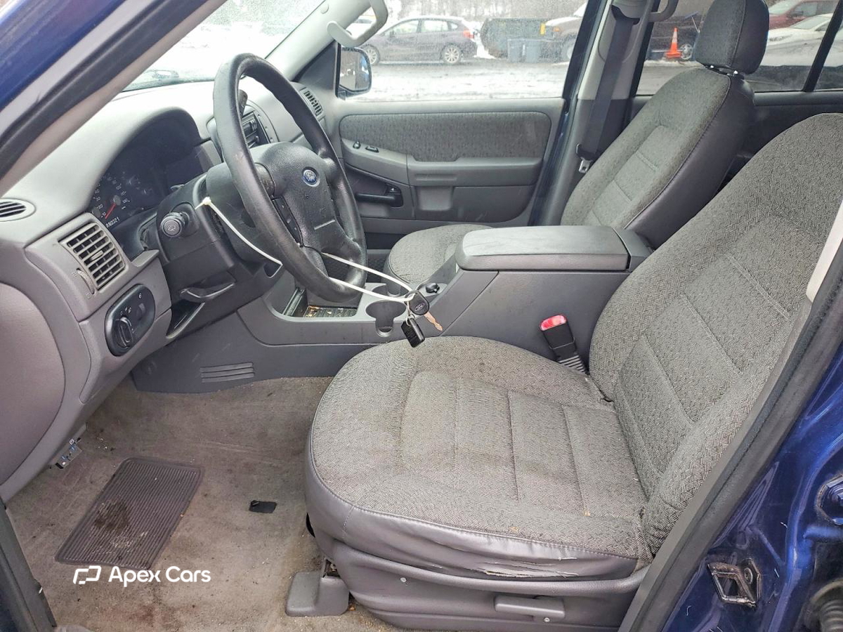 Ford Explorer 2004