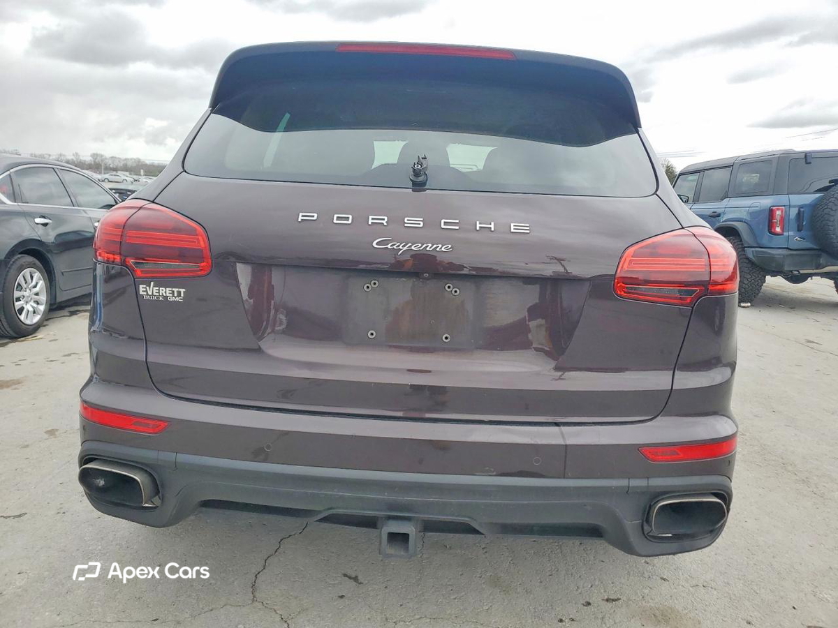 Porsche Cayenne 2016