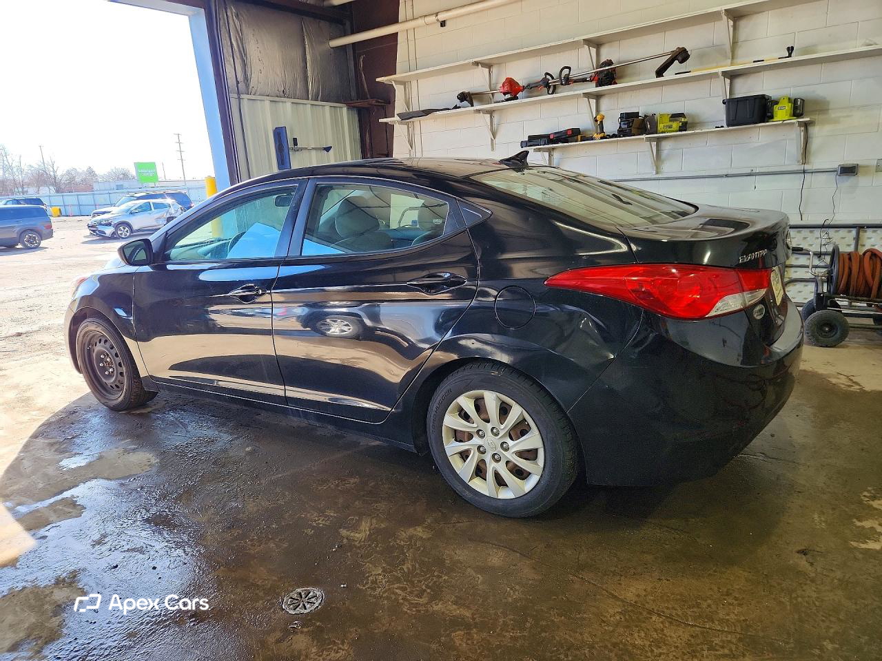 Hyundai Elantra 2012