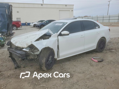 Volkswagen Jetta 2017 - Image 1 of 13