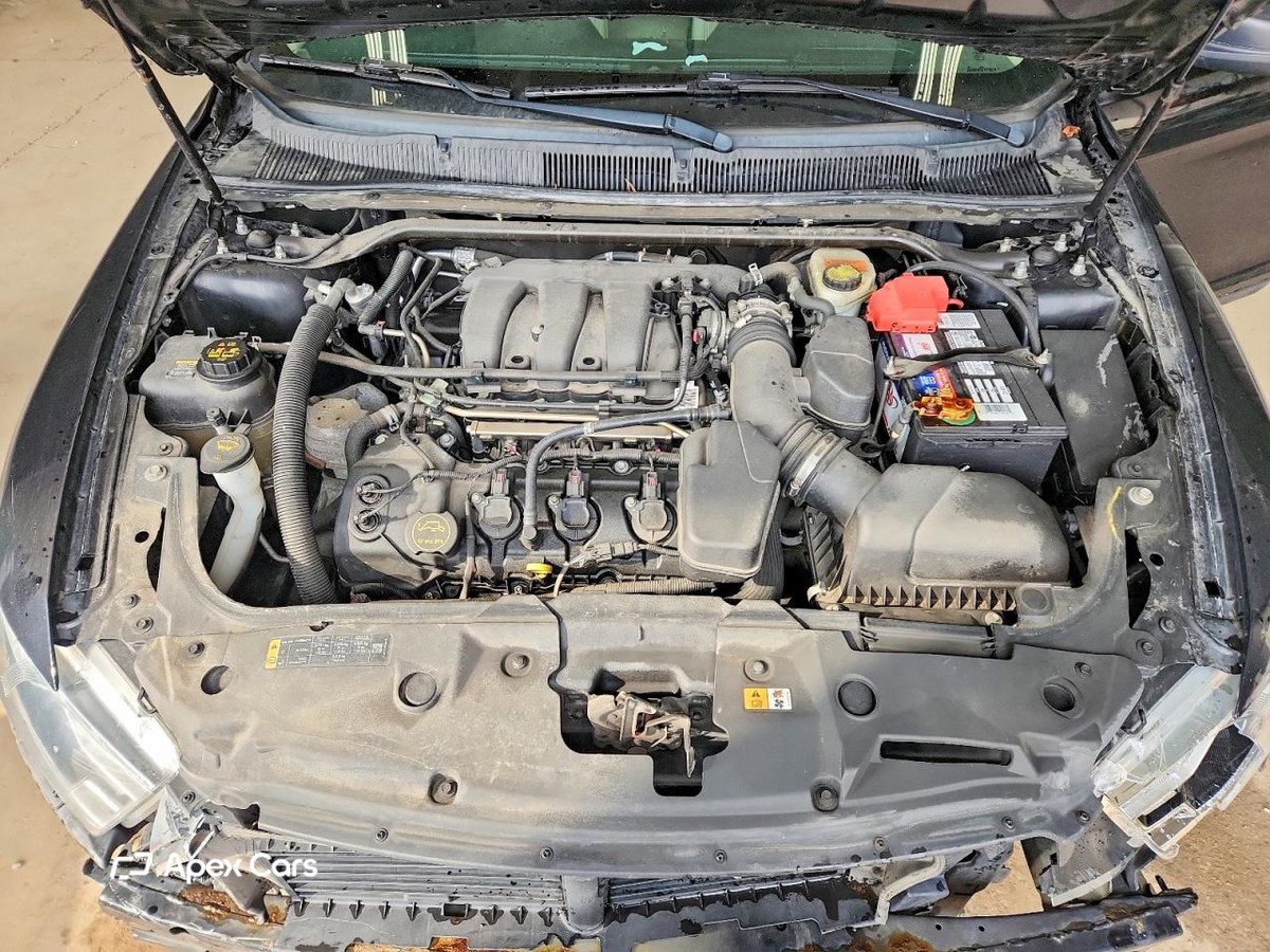 Ford Taurus 2016