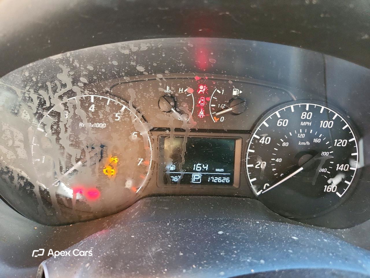 Nissan Sentra 2014