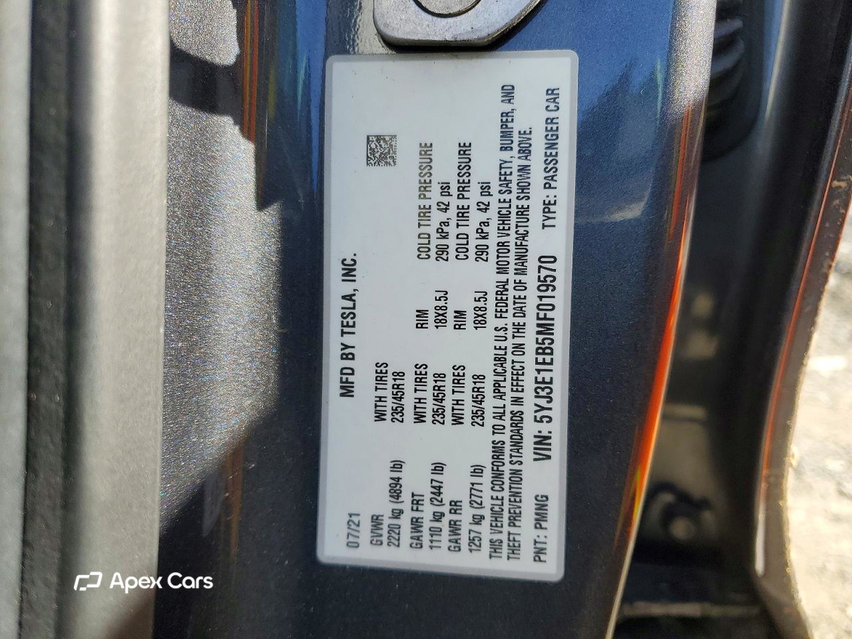 Tesla Model 3 2021