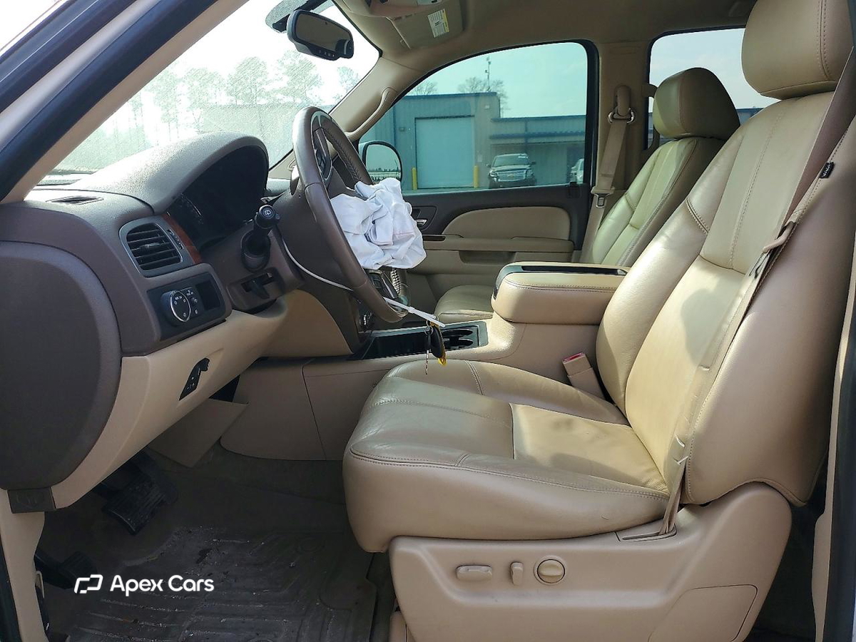 Chevrolet Tahoe 2011