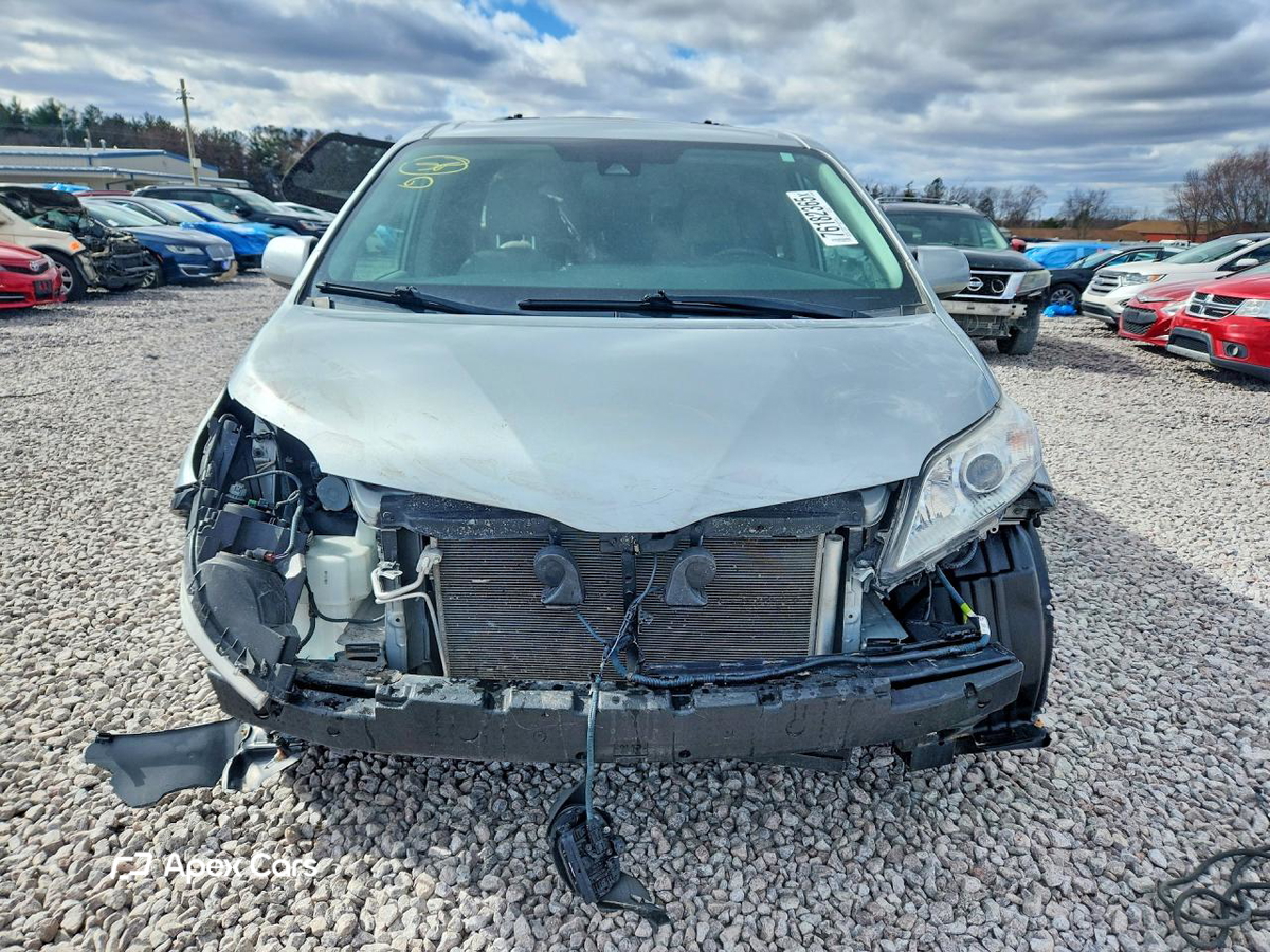 Toyota Sienna 2019