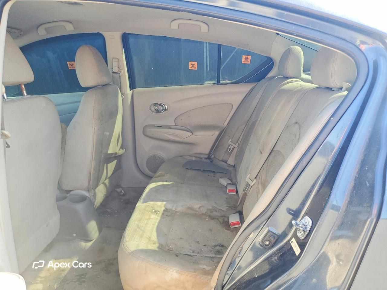 Nissan Versa 2015