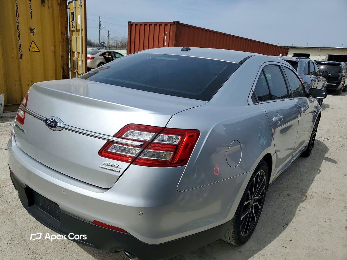 Ford Taurus 2018