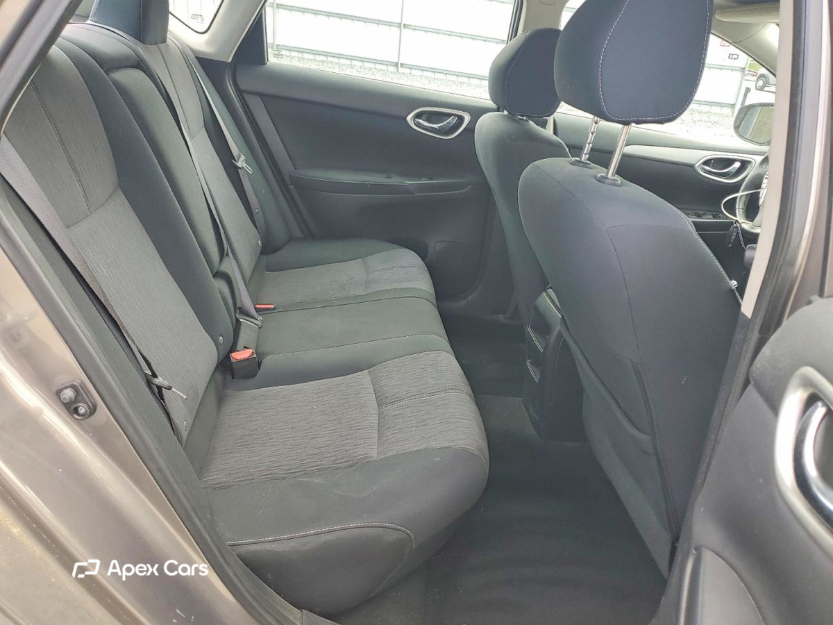 Nissan Sentra 2015