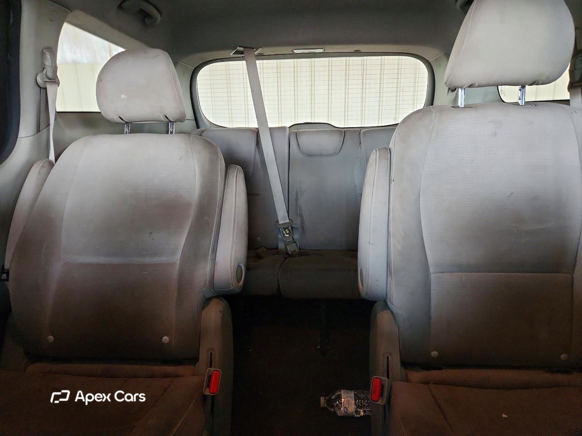 Kia Sedona 2015