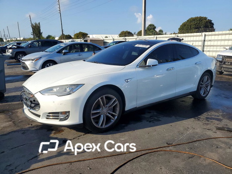 Tesla Model S 2014 - Image 1 of 12