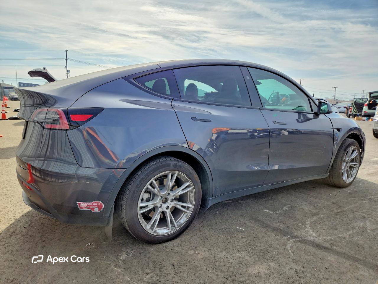 Tesla Model Y 2023
