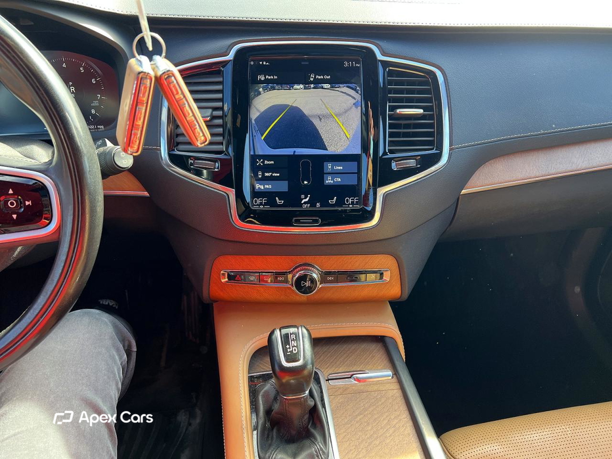 Volvo XC90 2019