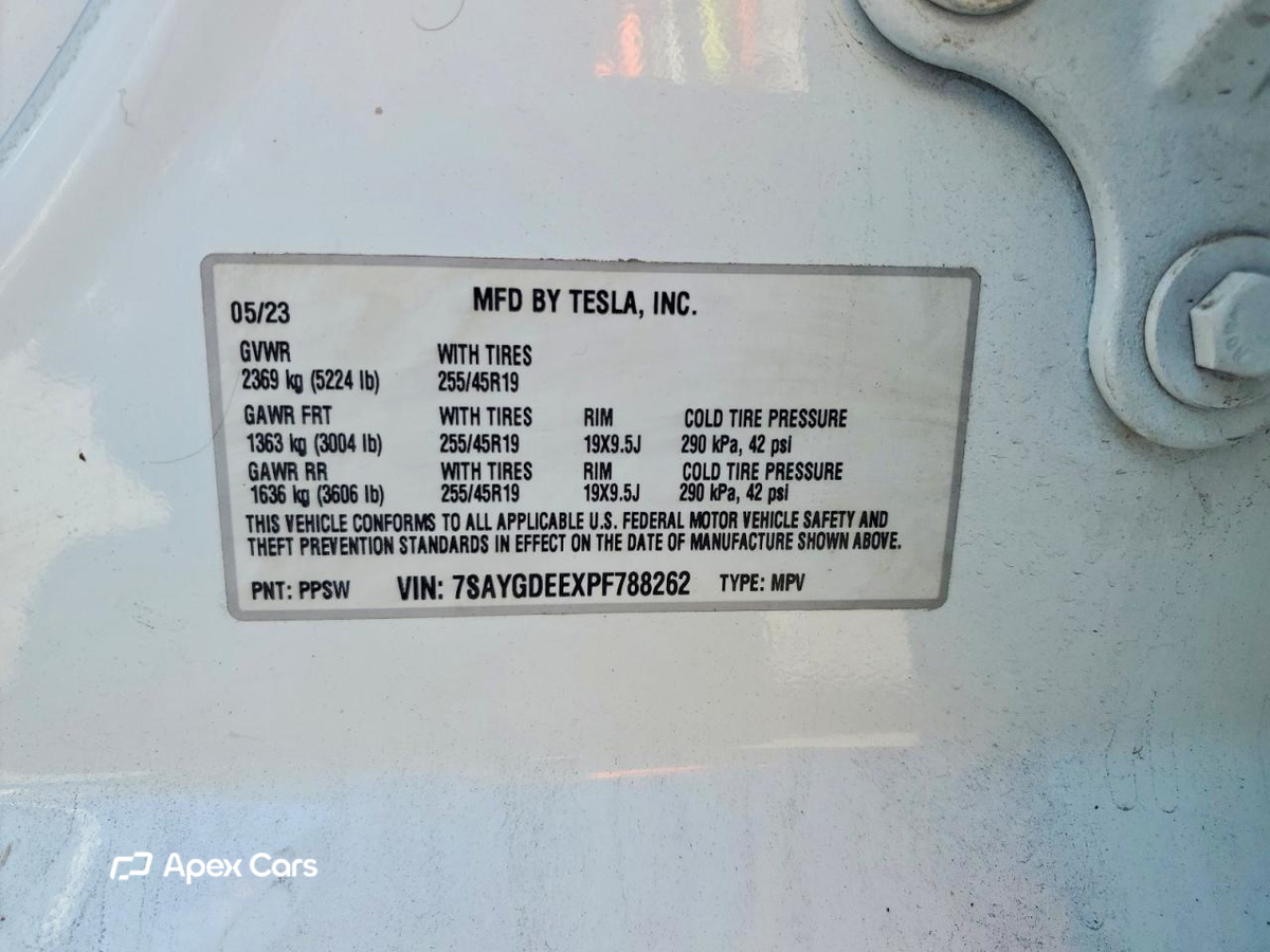 Tesla Model Y 2023