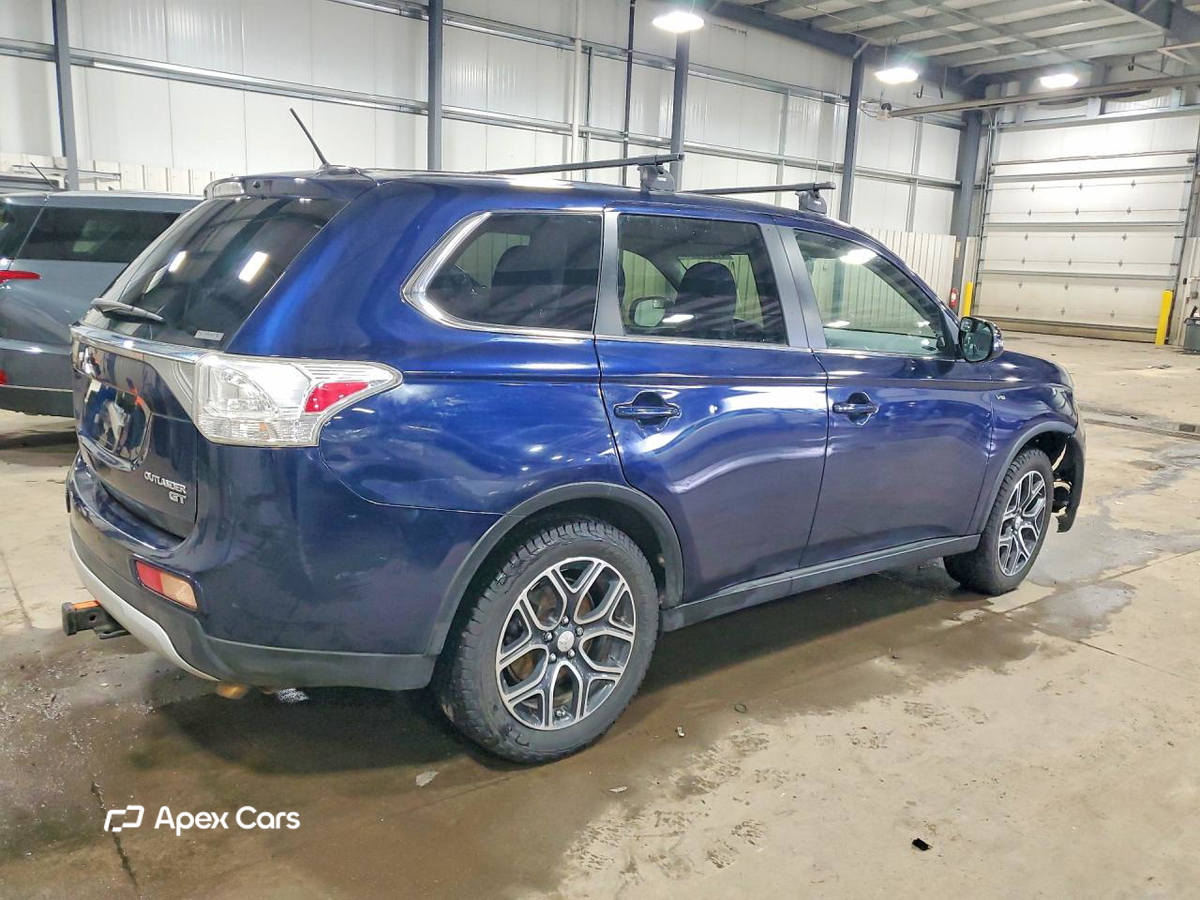 Mitsubishi Outlander 2015
