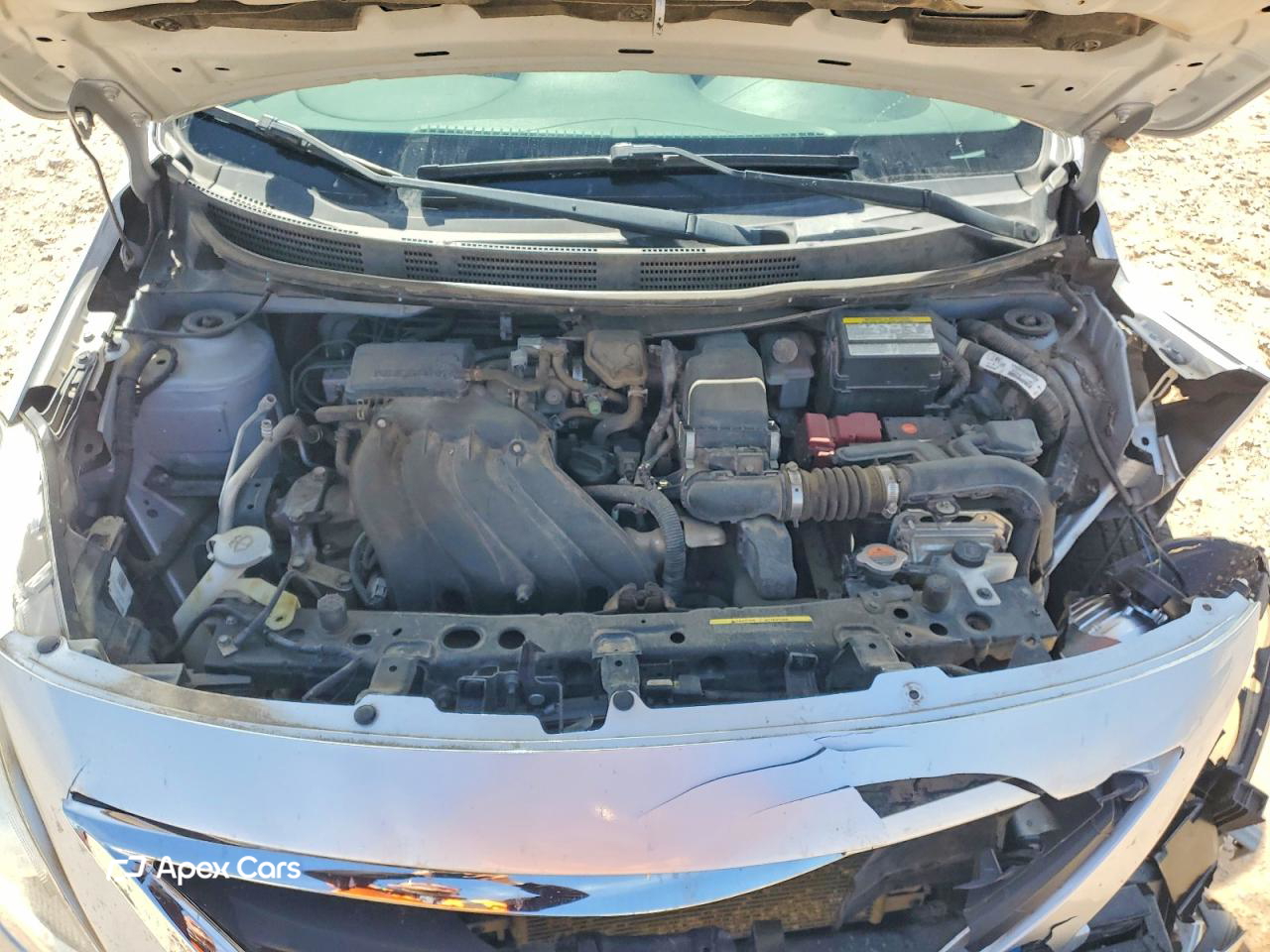 Nissan Versa 2015