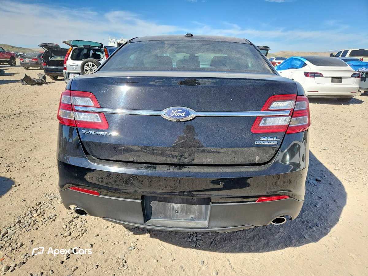 Ford Taurus 2018