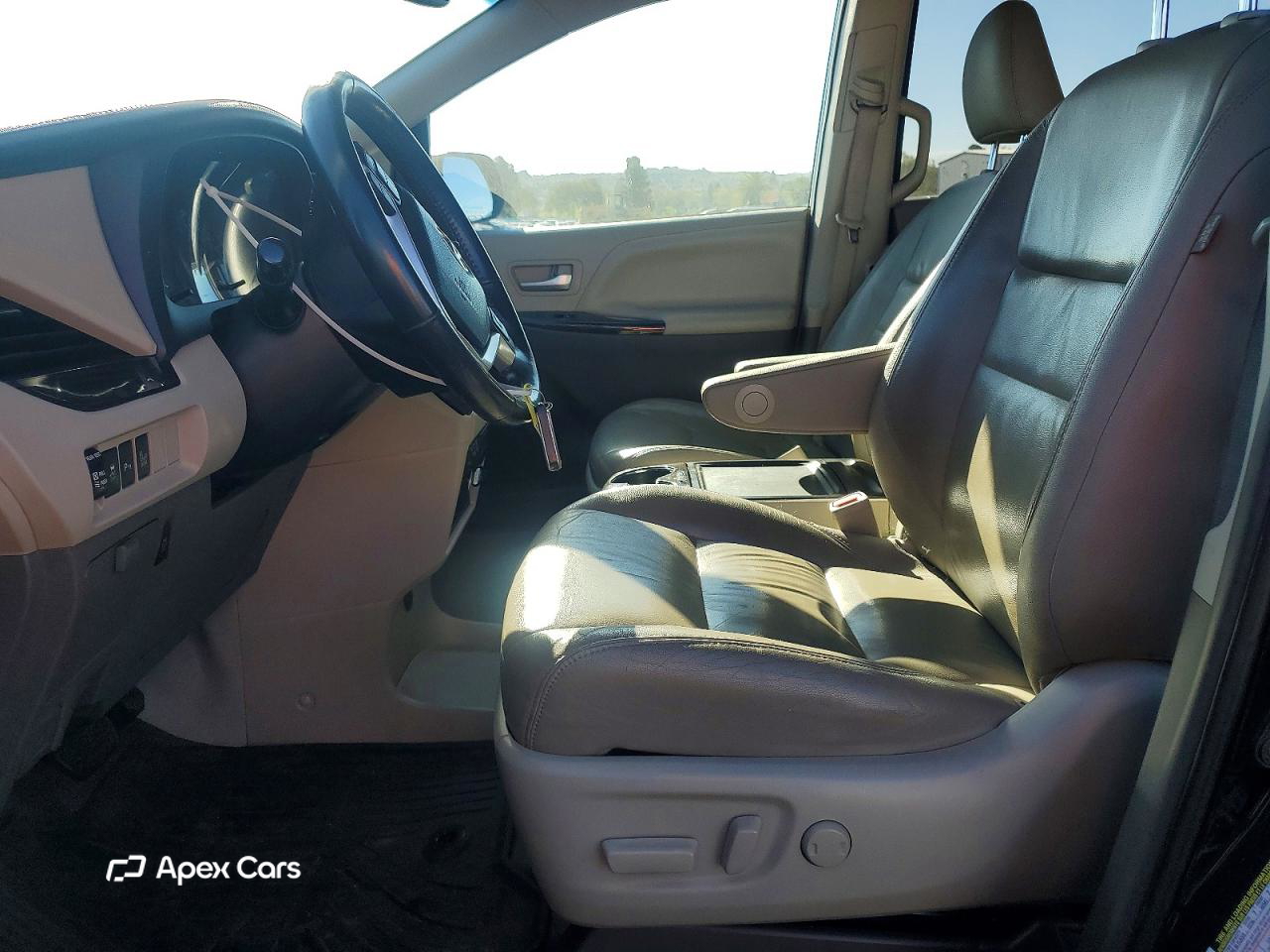 Toyota Sienna 2017
