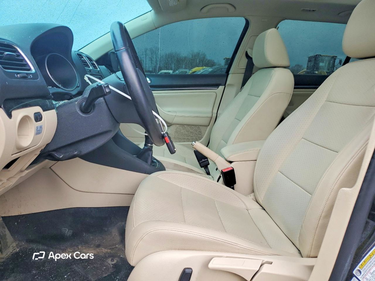 Volkswagen Jetta 2013