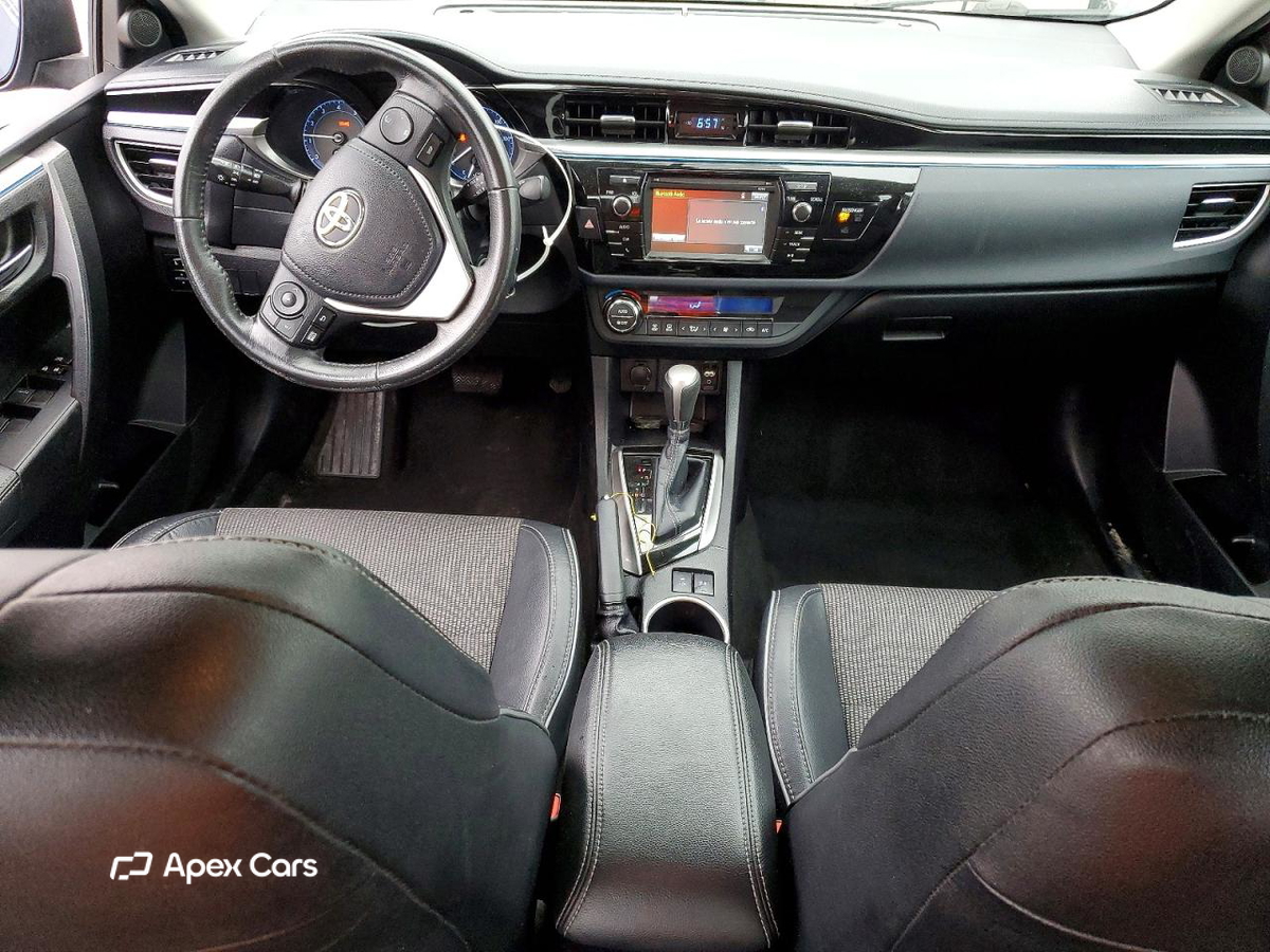 Toyota Corolla 2015