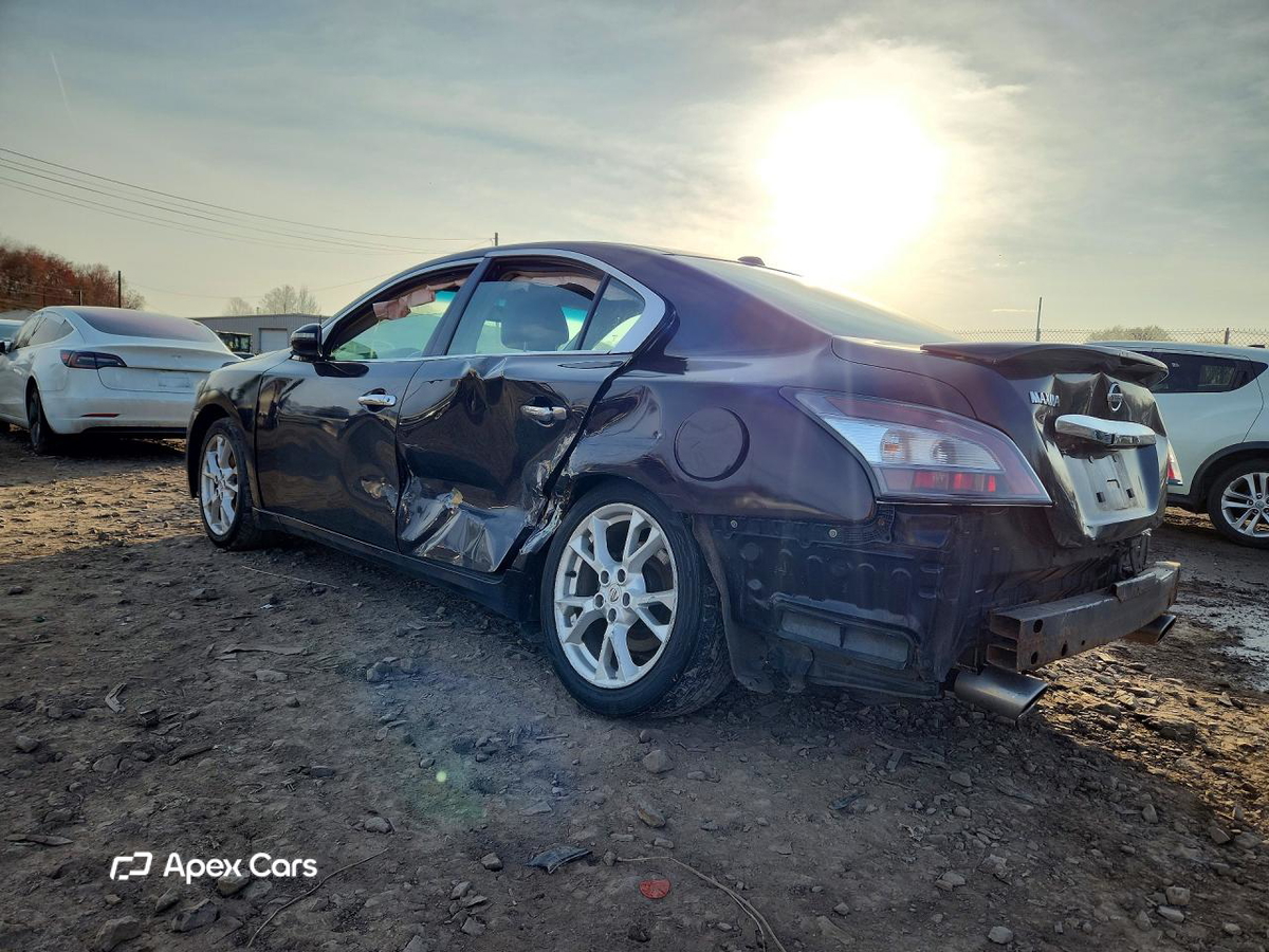 Nissan Maxima 2014