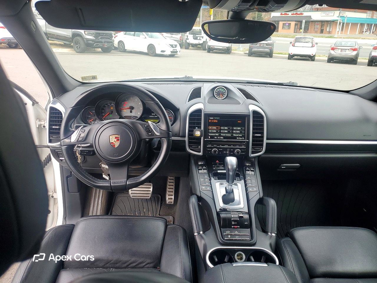 Porsche Cayenne 2012