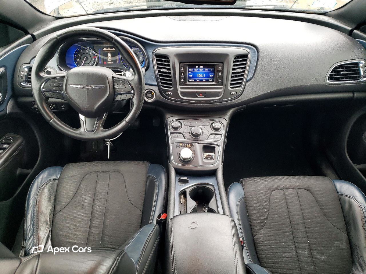 Chrysler 200 2015