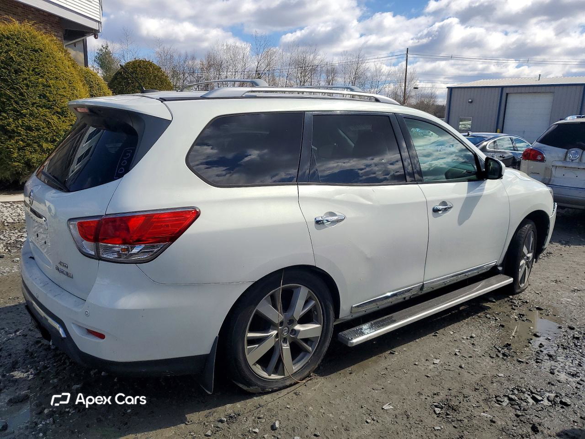 Nissan Pathfinder 2013