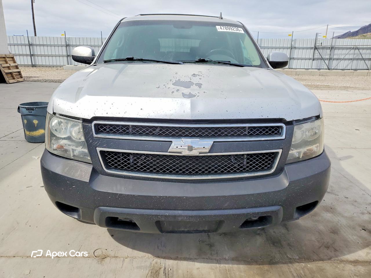 Chevrolet Suburban 2013