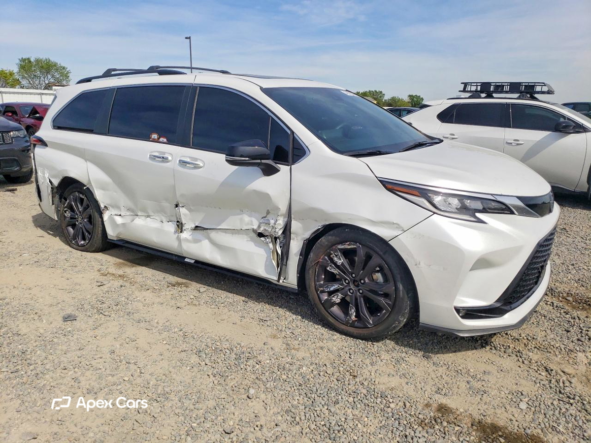 Toyota Sienna 2023