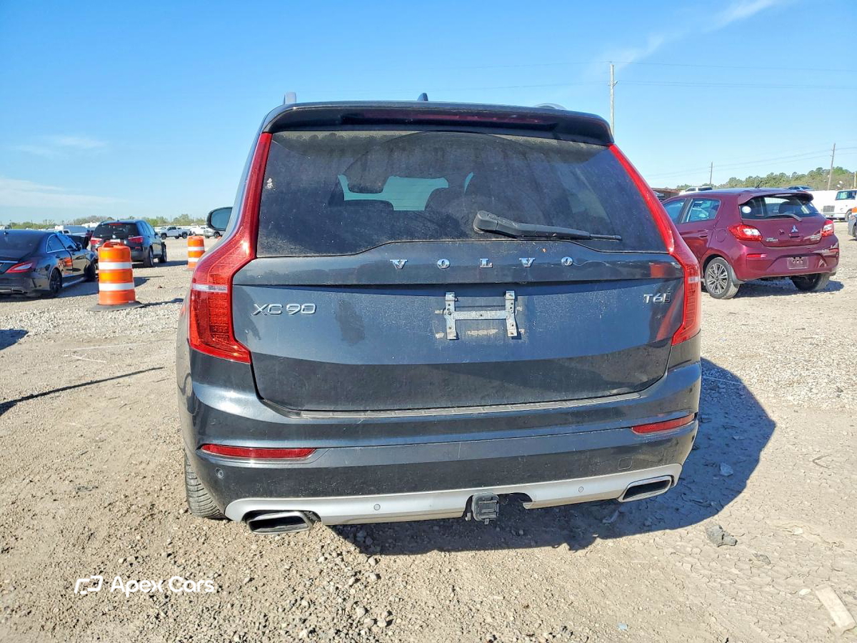 Volvo XC90 2016