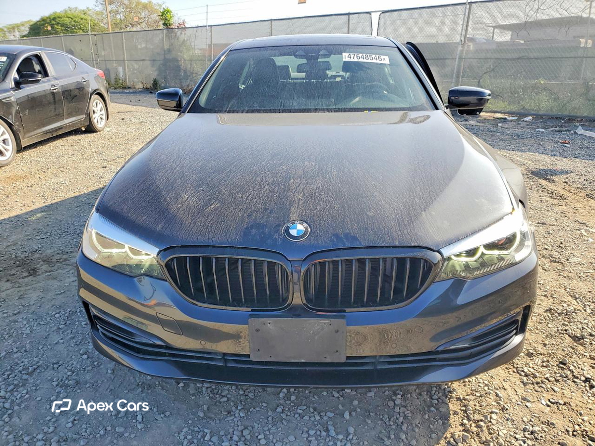 BMW Series 5 2019