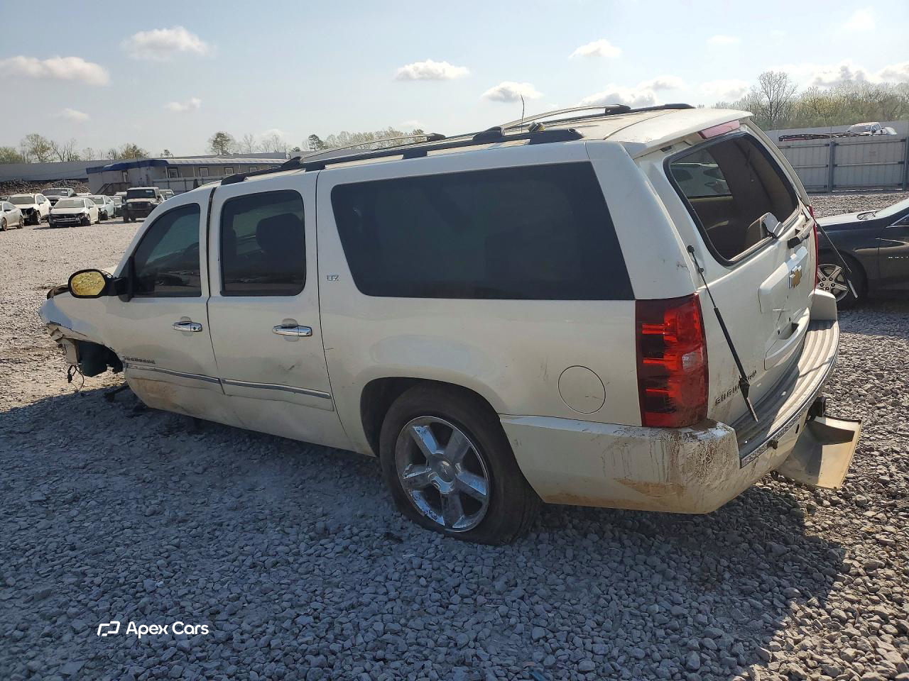 Chevrolet Suburban 2013