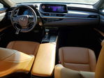 Lexus ES 2019