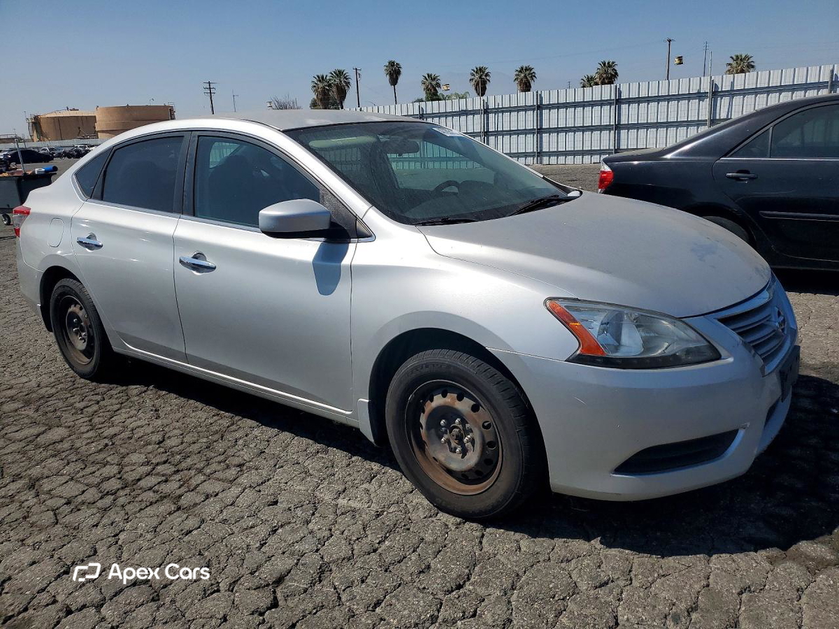Nissan Sentra 2015
