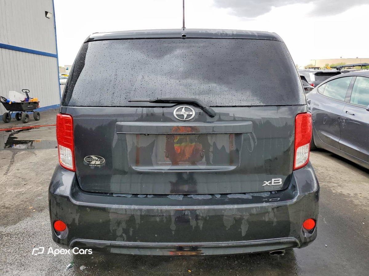 Scion xB 2015