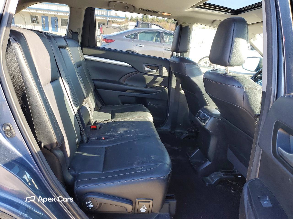 Toyota Highlander 2018