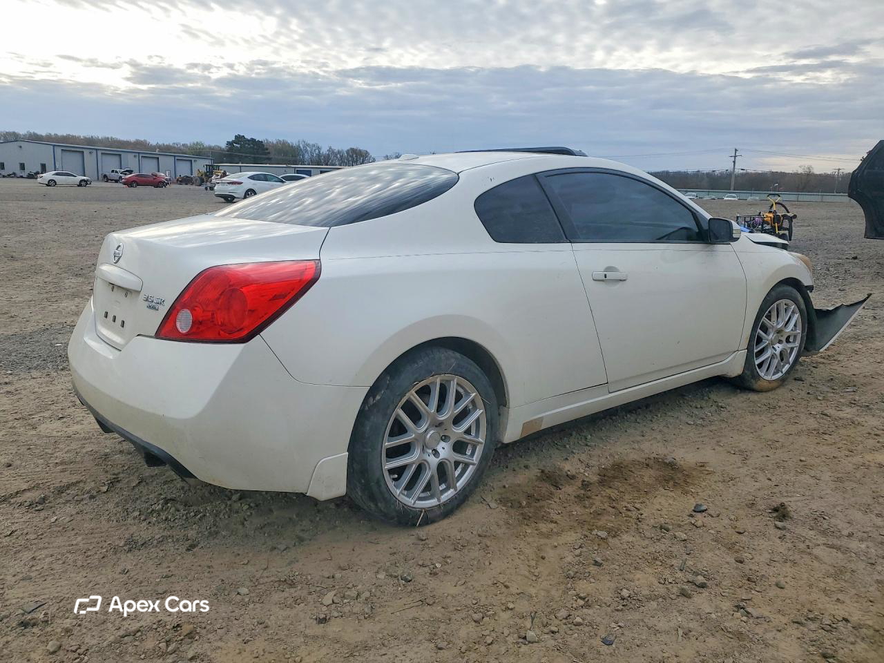 Nissan Altima 2010