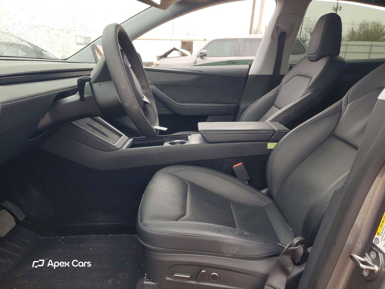 Tesla Model Y 2026