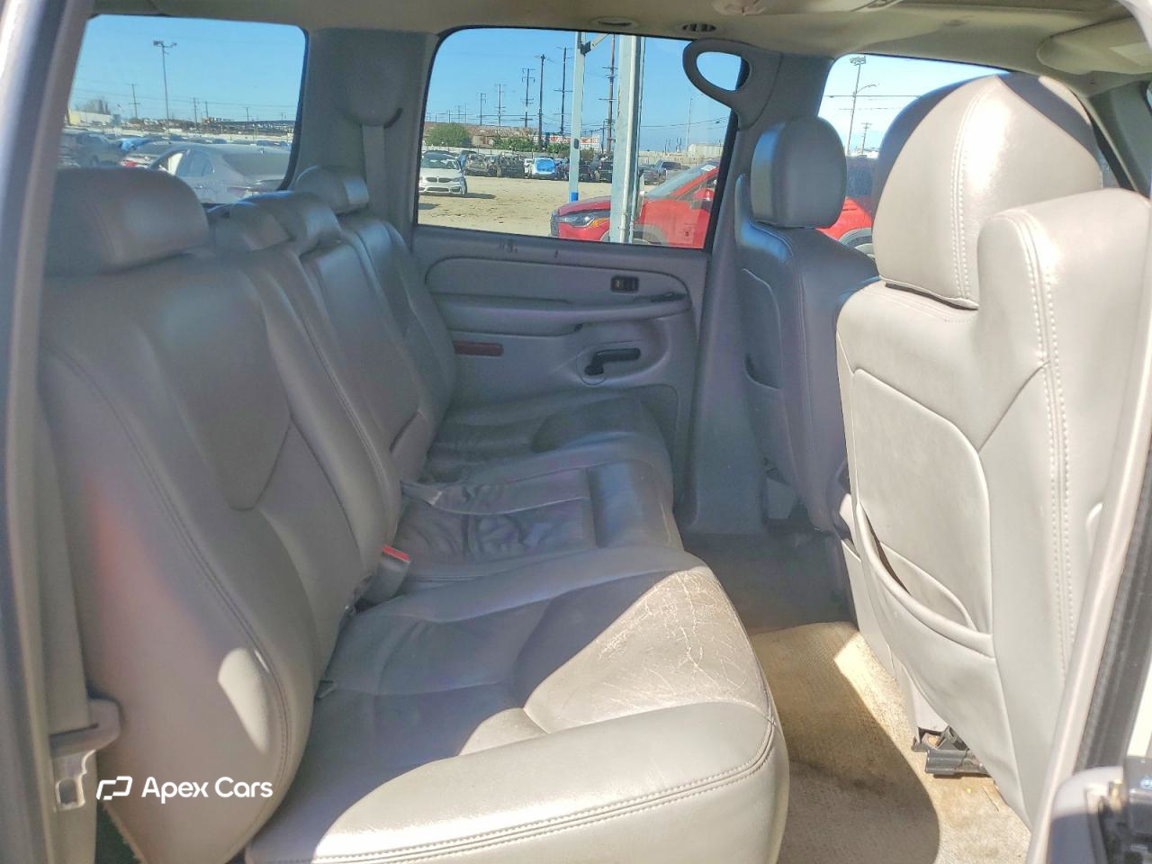 Chevrolet Suburban 2004