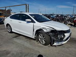 Chrysler 200 2016