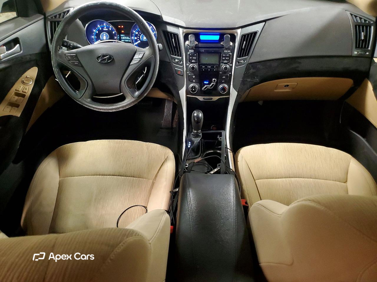 Hyundai Sonata 2011