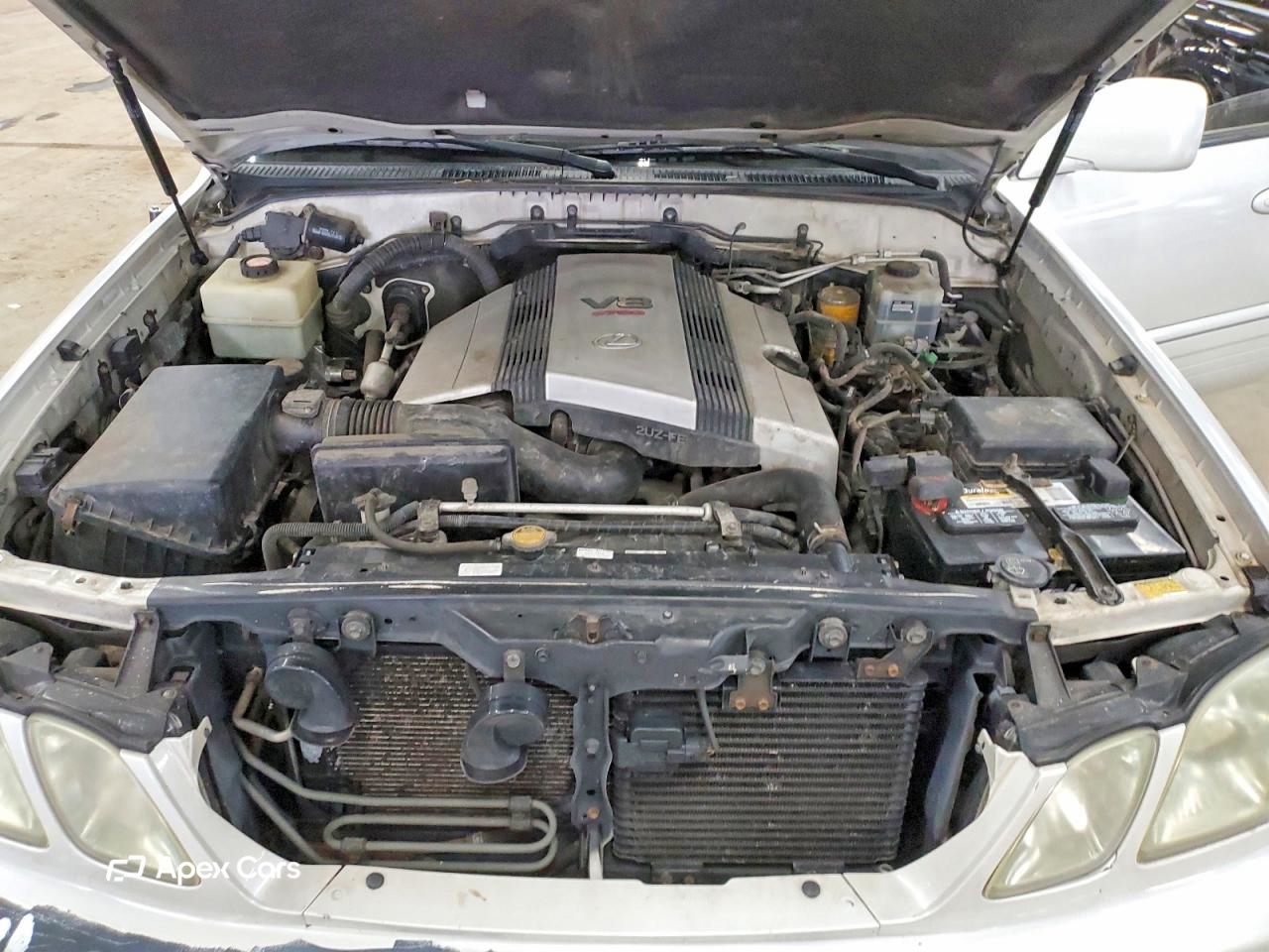 Lexus LX 2004