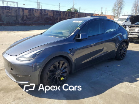 Tesla Model Y 2022 - Image 1 of 12