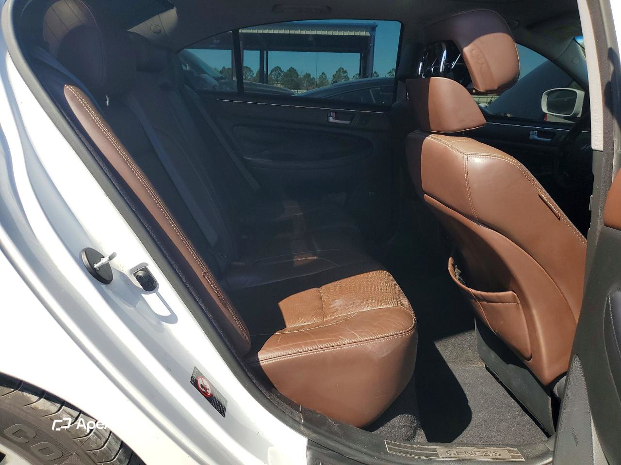 Hyundai Genesis 2013