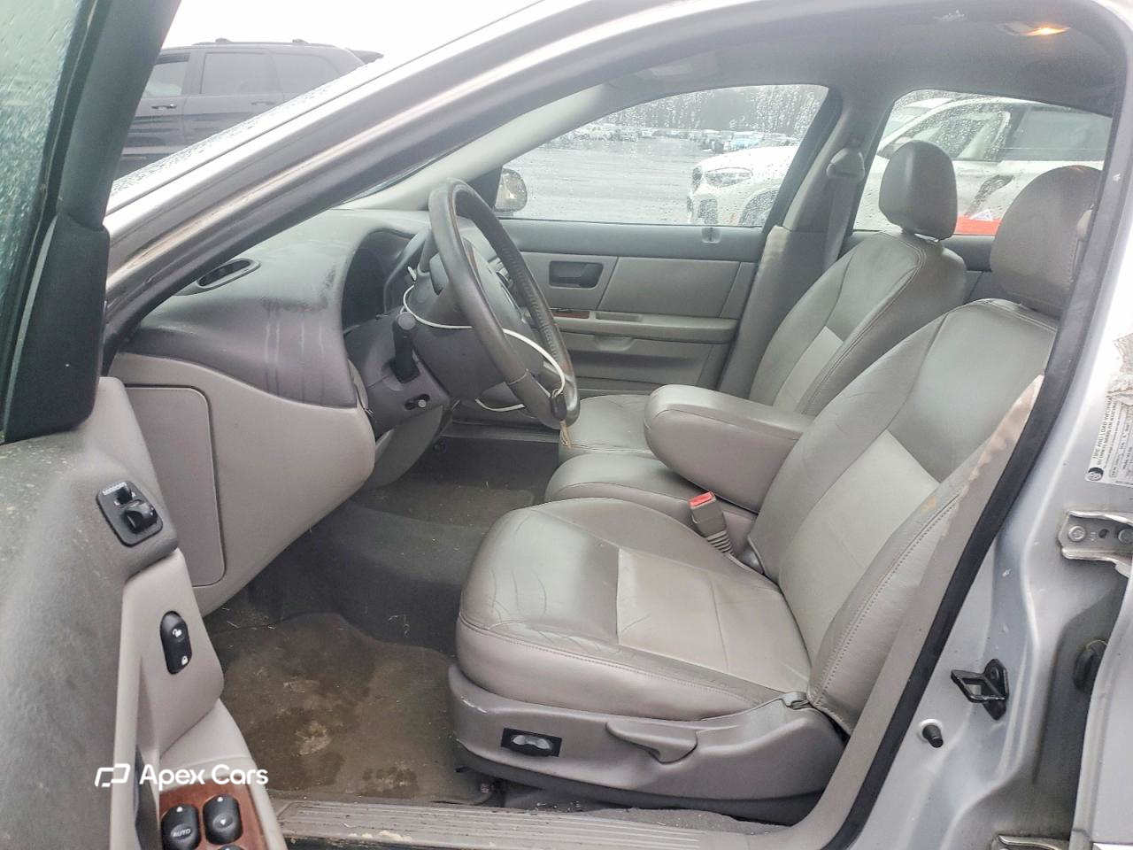 Ford Taurus 2005